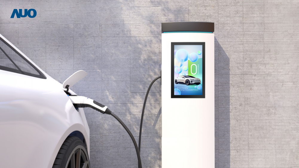 友達〝EVSE車用充電樁解決方案〞專為電動汽車充電樁設計，具有高亮度、克服戶外艱難環境的耐溫、耐紫外線等特性，並搭載散熱性及擴充性強的高效能工業電腦，可實現人機互動訴求，如資訊顯示、支付等應用
